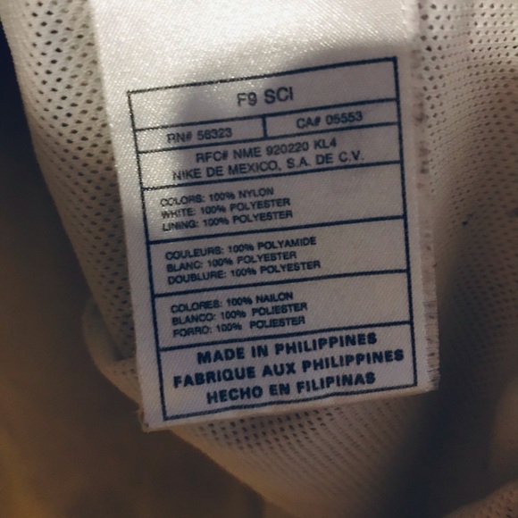 Vintage 90’s Nike XL Yellow Gray Jacket - Picture 5 of 11